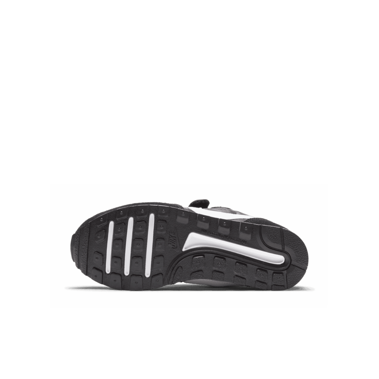 Nike MD Valiant PS 'Black White' Angle 0
