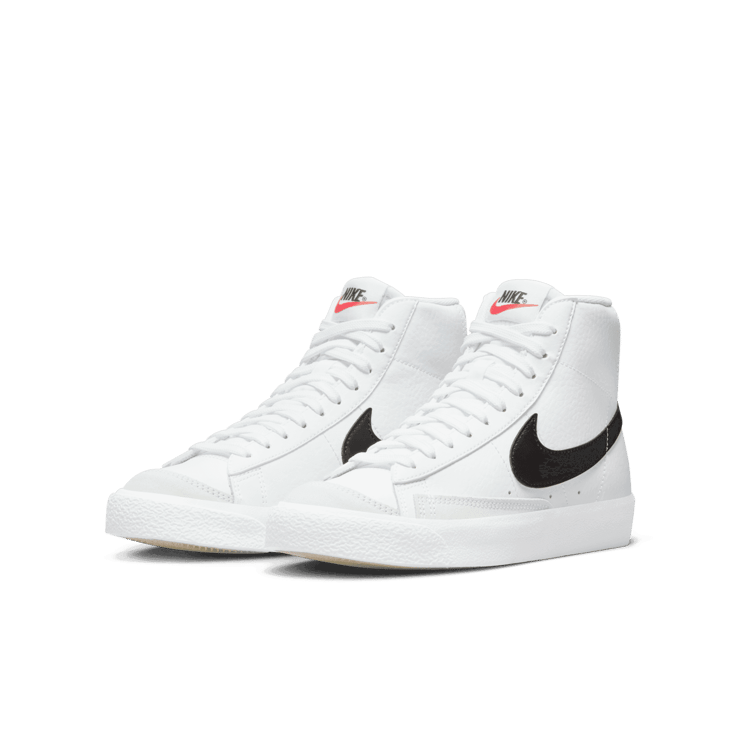 Nike Blazer Mid '77 GS 'White Black' Angle 2