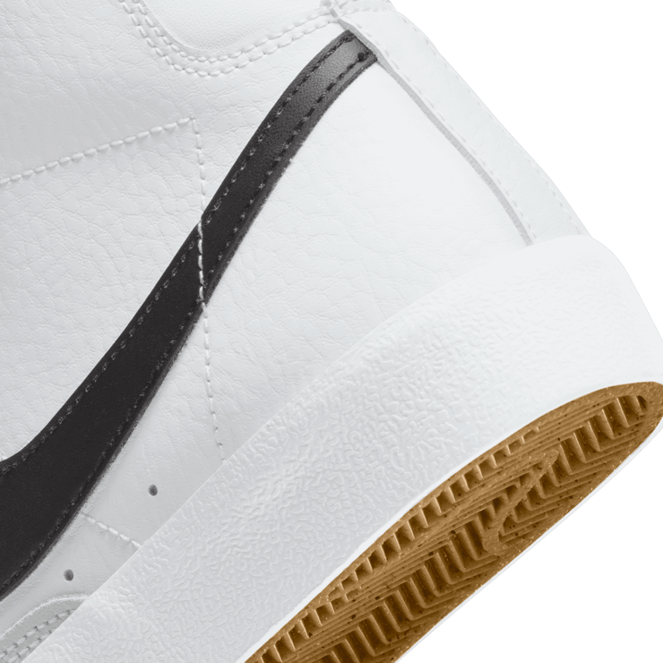 Nike Blazer Mid '77 GS 'White Black' Angle 5