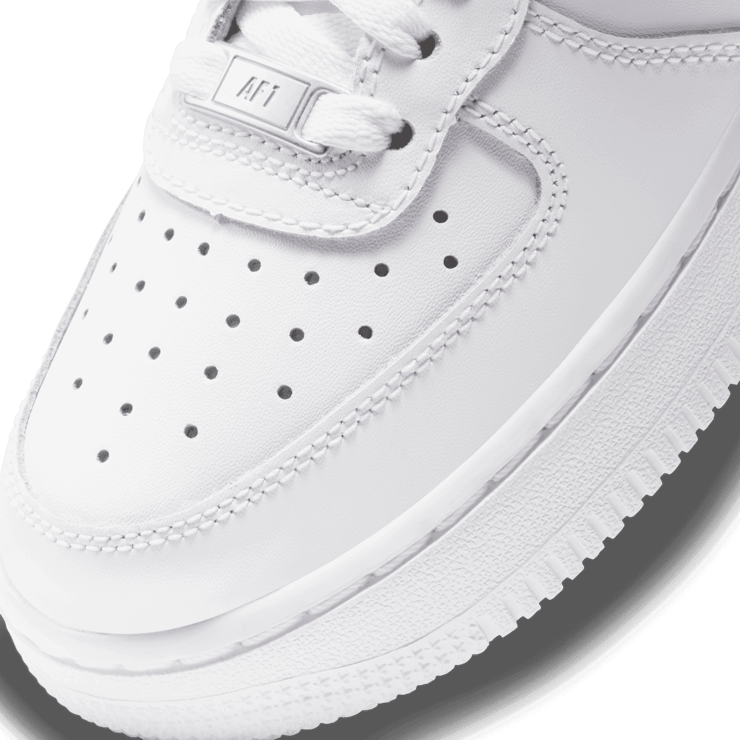 Nike Air Force 1 High LE GS 'Triple White' Angle 4