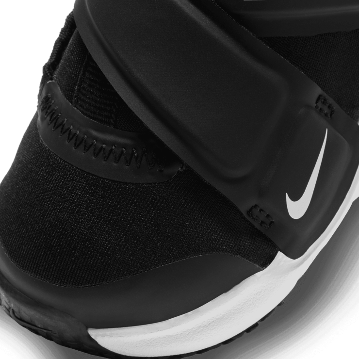 Nike Flex Advance TD 'Black White' Angle 3