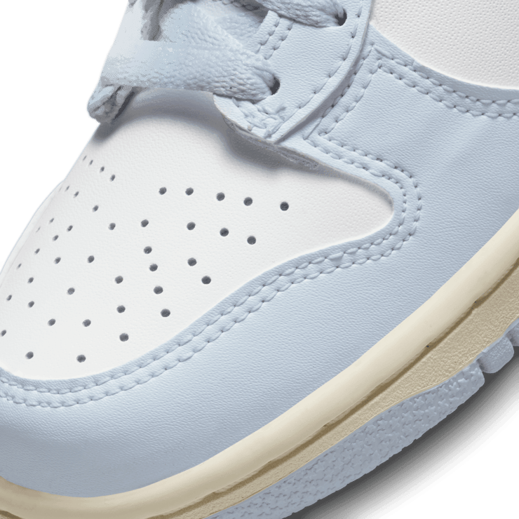 Nike Dunk High Football Grey (GS) Angle 4