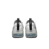 Nike Air VaporMax 2021 Flyknit GS 'White Metallic Silver' Angle 3