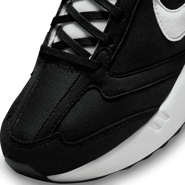 Nike Air Max Dawn GS 'Black White' Angle 4