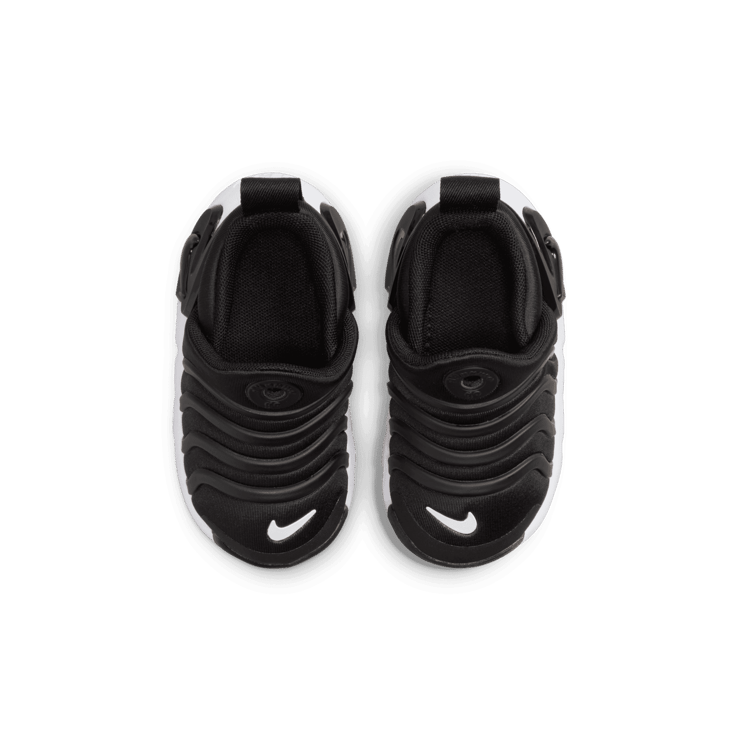 Nike Dynamo Go TD 'Black White' Angle 1
