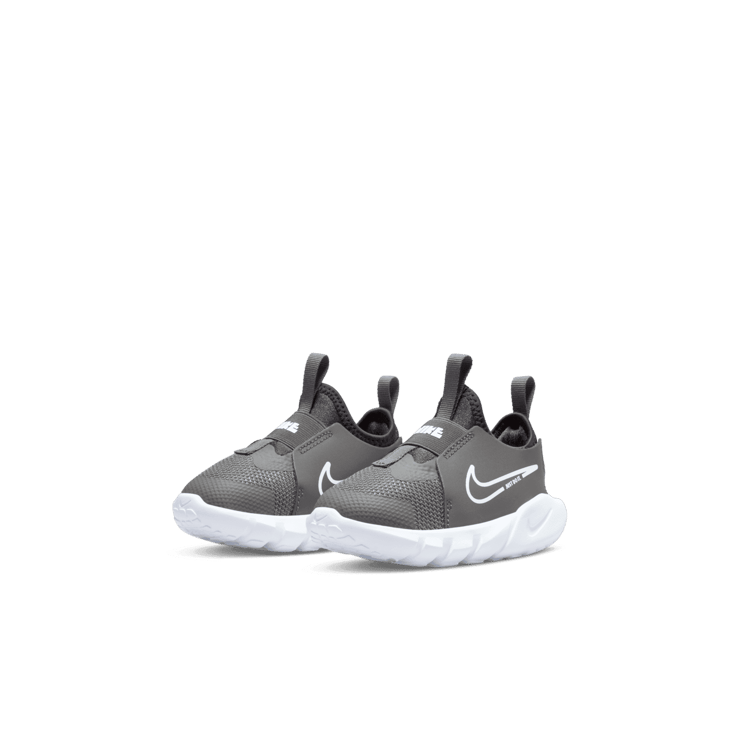 Nike Flex Runner 2 TD 'Flat Pewter' Angle 2