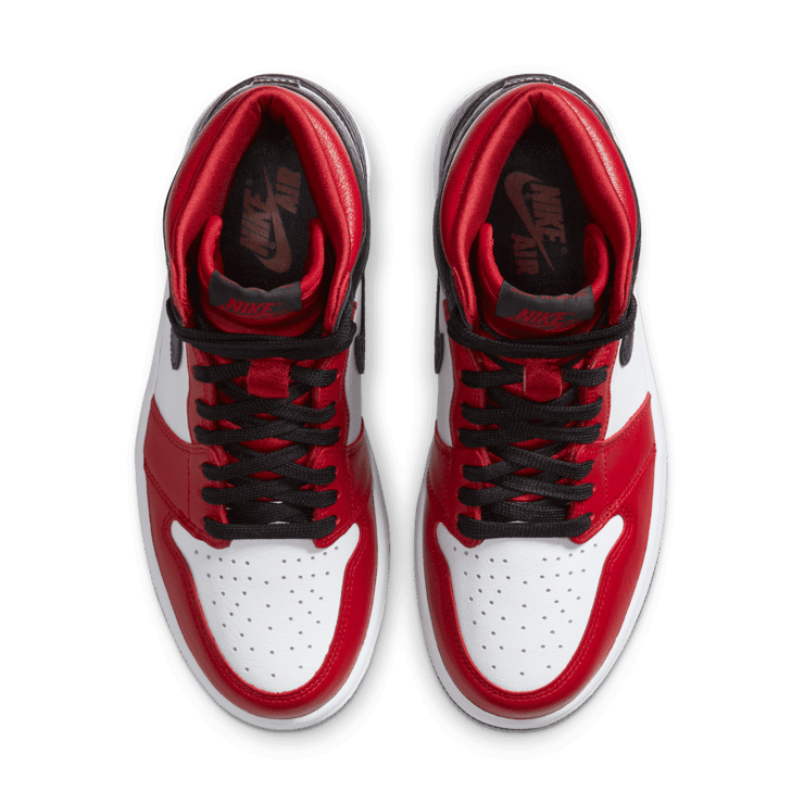 Jordan 1 Retro High Satin Snake Chicago (W) Angle 1