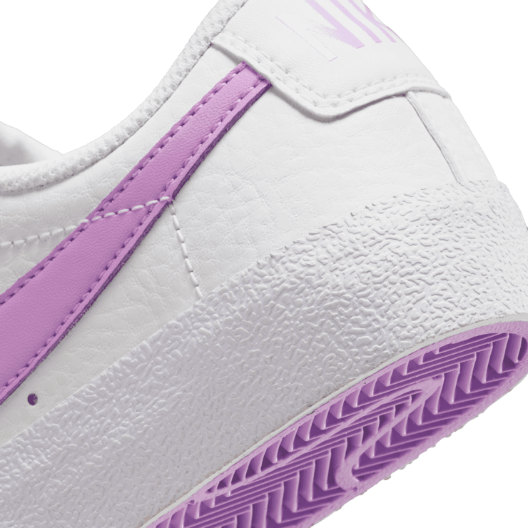 Nike Blazer Low '77 Vintage GS 'White Rush Fuchsia' Angle 5