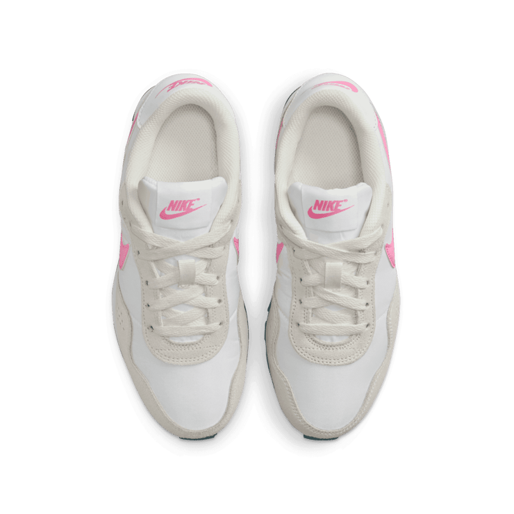 Nike MD Valiant GS 'White Pink Spell' Angle 1