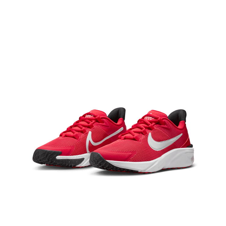 Nike Star Runner 4 GS 'University Red' Angle 2
