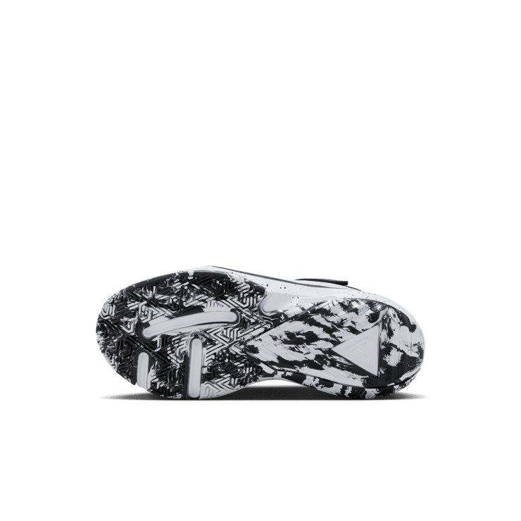 Nike Zoom Freak 5 PS 'Oreo' Angle 0