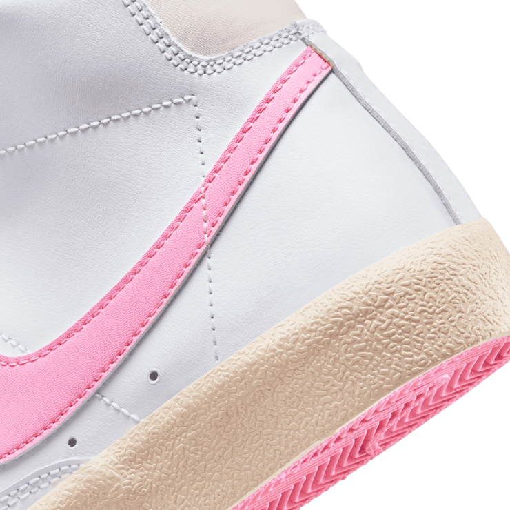 Nike Blazer Mid '77 GS 'White Pink Spell' Angle 4