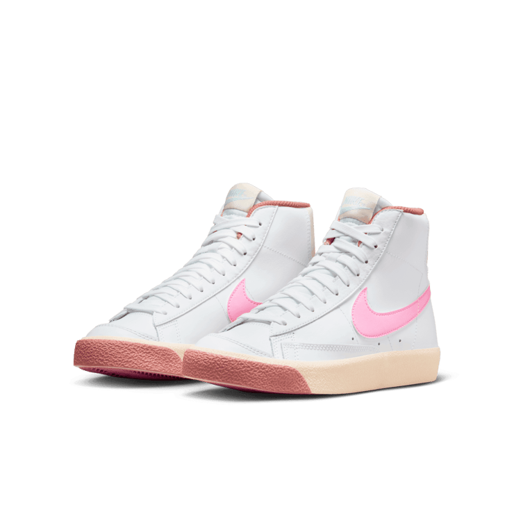 Nike Blazer Mid '77 GS 'White Pink Spell' Angle 2