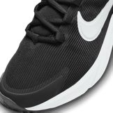 Nike Star Runner 4 GS 'Black White' Angle 2