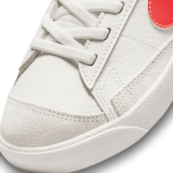 Nike Blazer Low '77 PS 'Phantom Bright Crimson' Angle 3