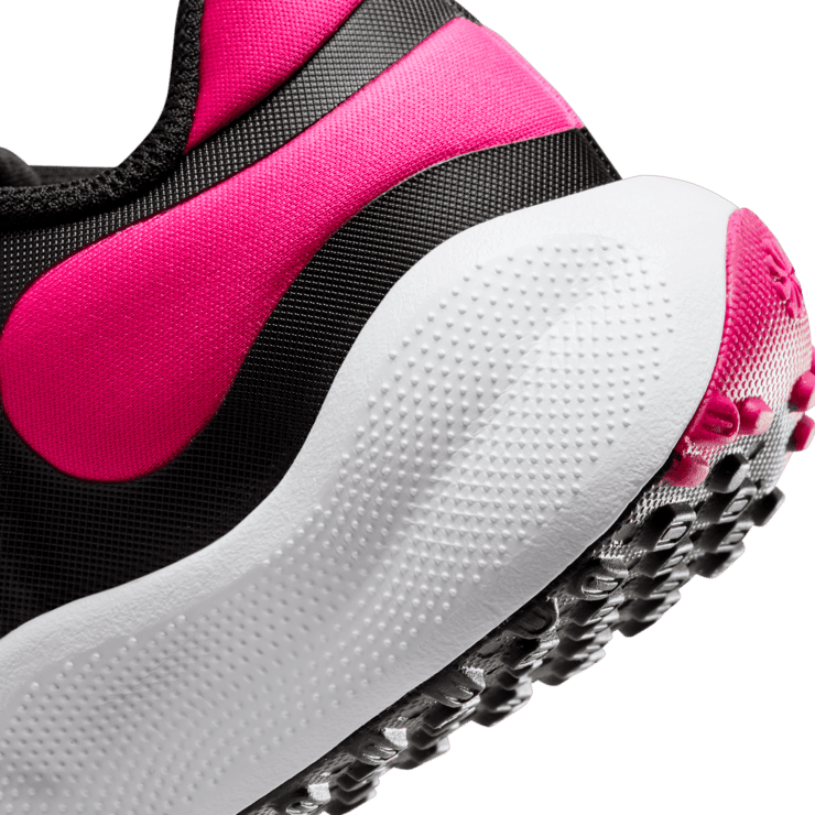 Nike Revolution 7 PS 'Black Hyper Pink' Angle 5