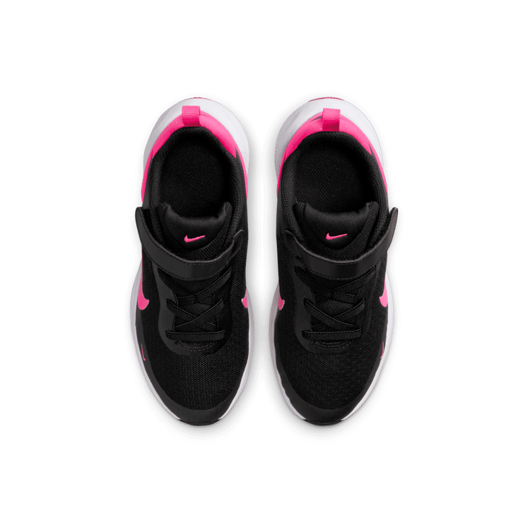 Nike Revolution 7 PS 'Black Hyper Pink' Angle 1