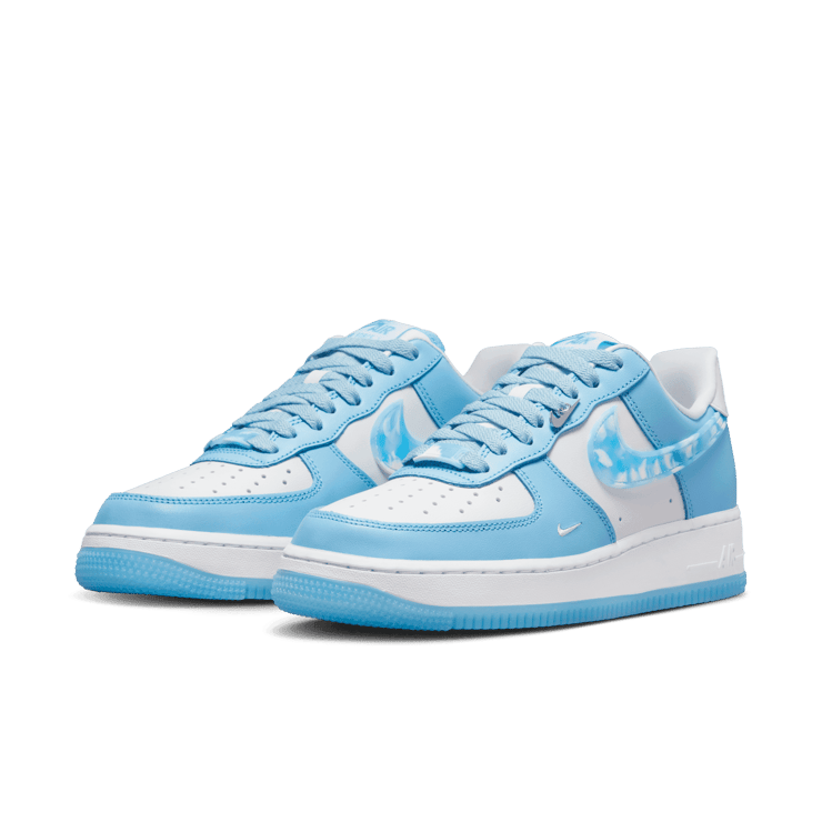 Nike Air Force 1 Low Nail Art (W) Angle 2