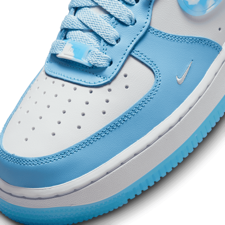 Nike Air Force 1 Low Nail Art (W) Angle 4