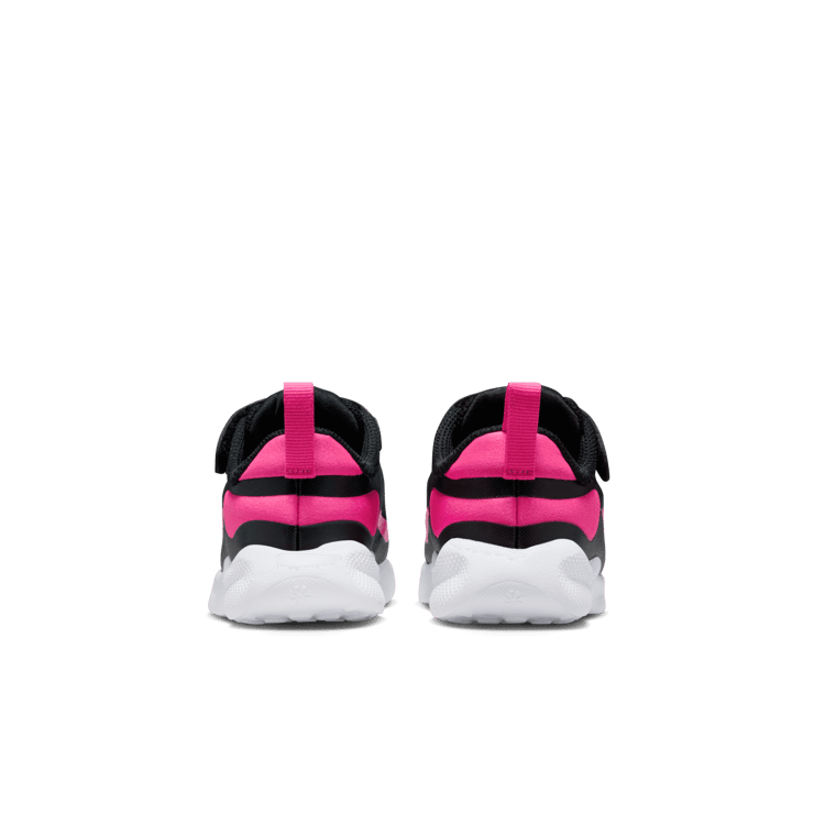 Nike Revolution 7 TD 'Black Hyper Pink' Angle 0