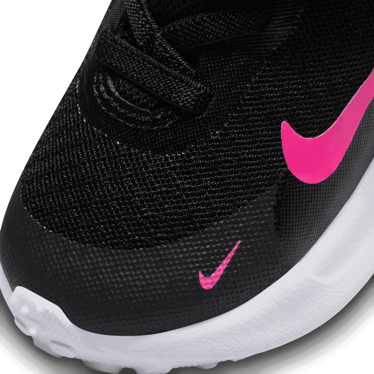 Nike Revolution 7 TD 'Black Hyper Pink' Angle 1