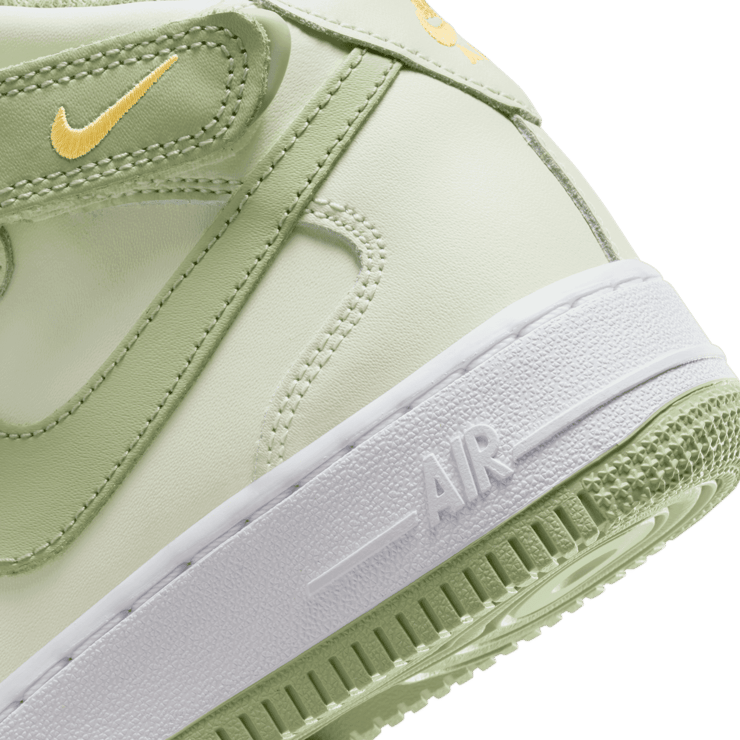 Nike Air Force 1 Mid LE GS 'Sea Glass Honeydew' Angle 4