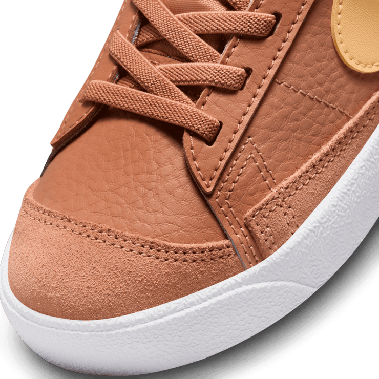 Nike Blazer Low '77 PS 'Amber Brown' Angle 2