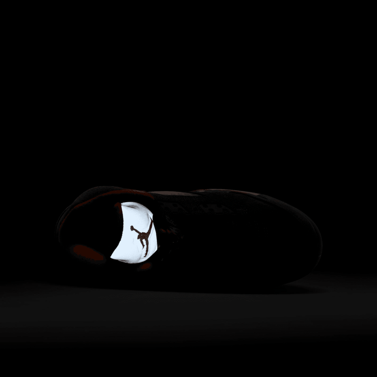 Air Jordan 5 Retro Olive (2024) (GS) Angle 6