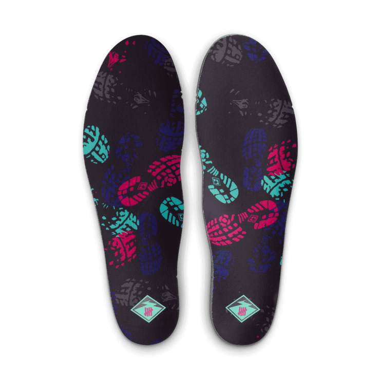 Nike Air Terra Humara Undefeated Light Menta Angle 10