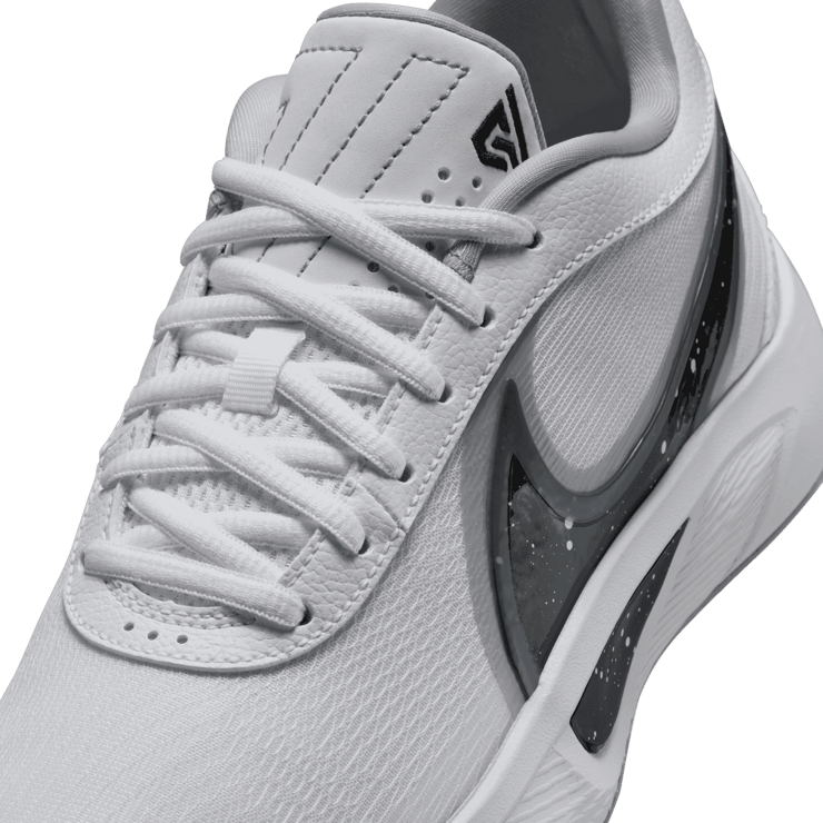 Nike Giannis Freak 6 White Black (GS) Angle 4