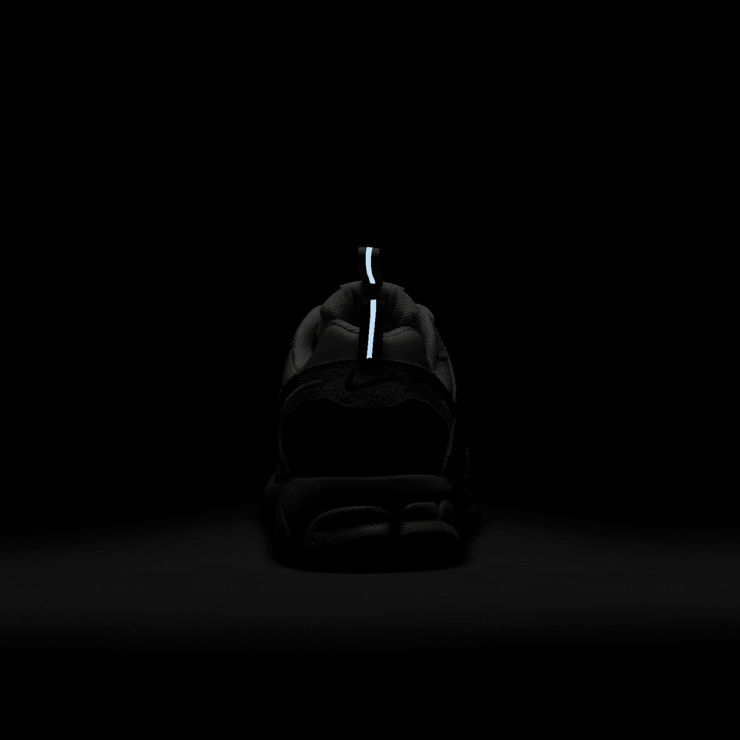 Nike Zoom Vomero 5 Premium Designed by Japan (W) Angle 7