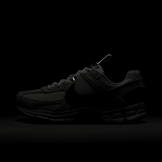 Nike Zoom Vomero 5 Premium Designed by Japan (W) Angle 8