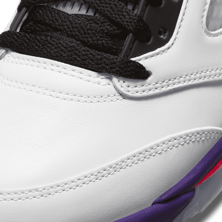 Jordan 5 Retro Alternate Bel-Air Angle 4