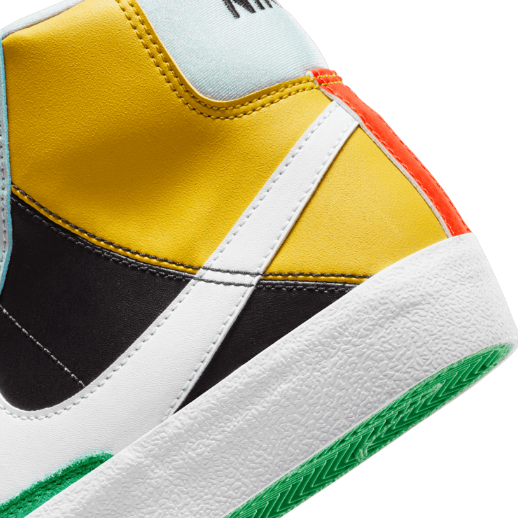 Nike Blazer Mid '77 SE GS 'Just Do It - Black Bronzine' Angle 5