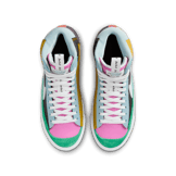 Nike Blazer Mid '77 SE GS 'Just Do It - Black Bronzine' Angle 1