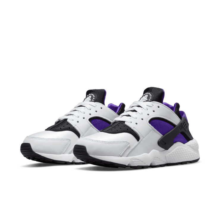 Nike Air Huarache OG 'Purple Punch' 2021 (W) Angle 2