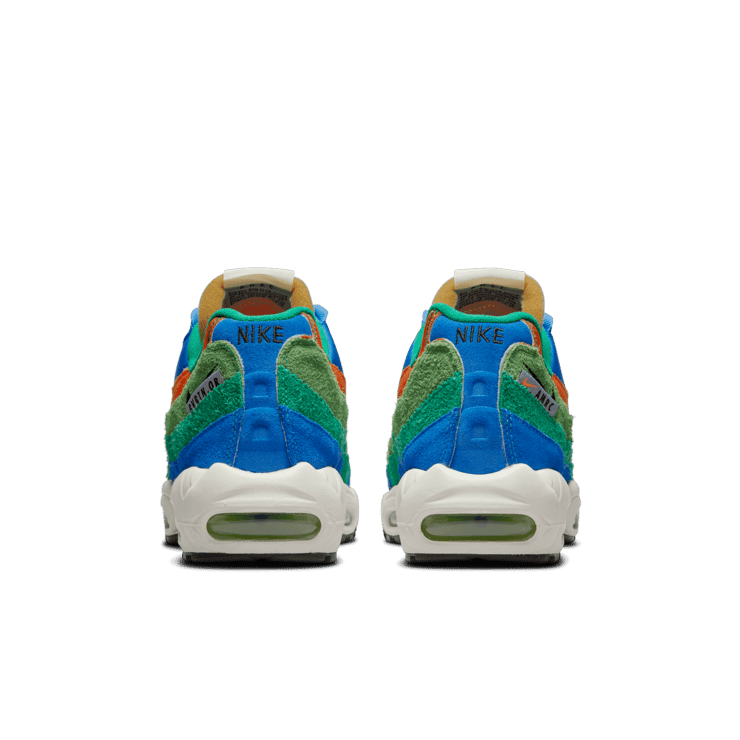 Nike Air Max 95 SE 'Running Club - Light Photo Blue' Angle 3