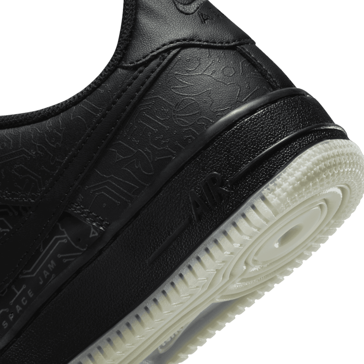 Nike Space Jam x Air Force 1 '06 'Computer Chip' (GS) Angle 4