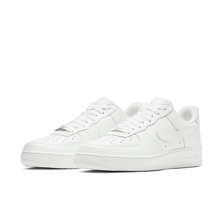 Nike Air Force 1 '07 'White' Angle 2