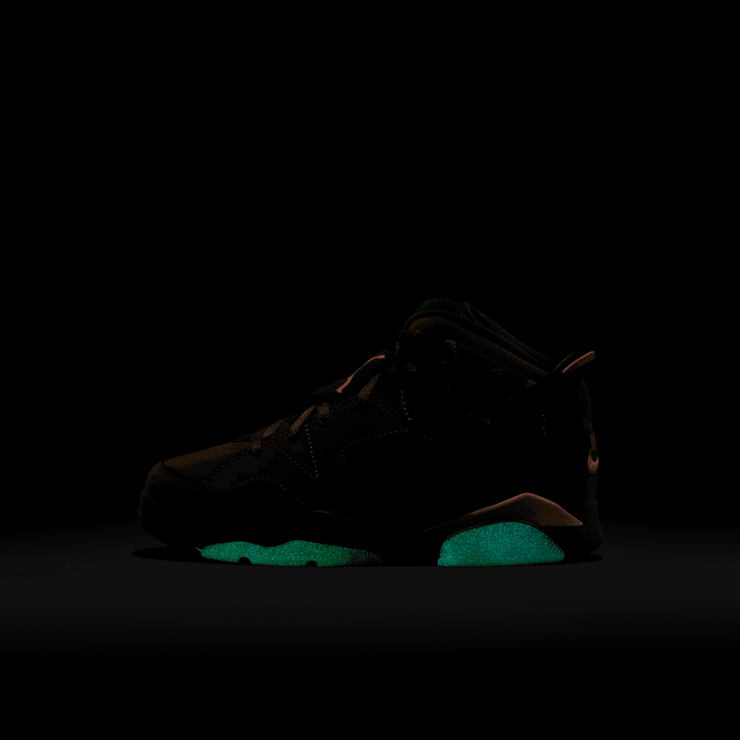 Travis Scott x Air Jordan 6 Retro 'Olive' (PS) Angle 8