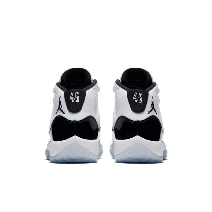 Air Jordan 11 Retro  'Concord' 2018 (GS) Angle 3