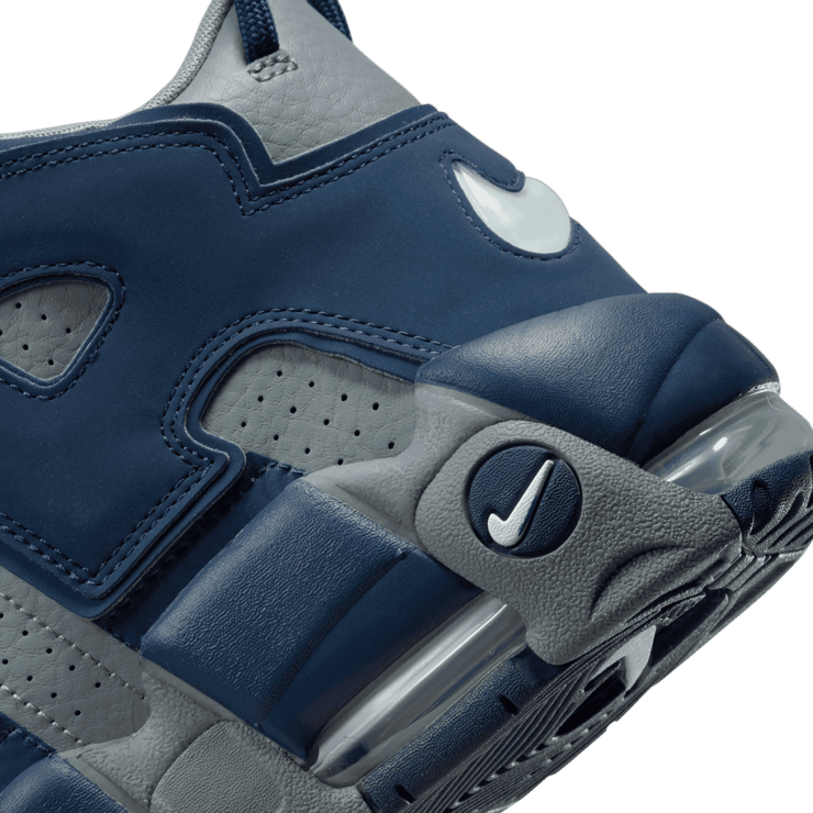 Nike Air More Uptempo 'Georgetown' Angle 5