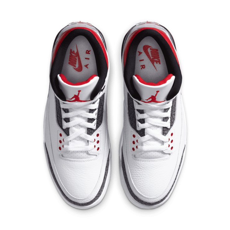 Jordan 3 Retro SE Fire Red Denim (2020) Angle 1