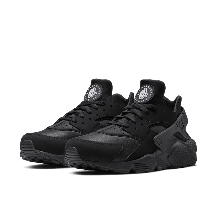 Nike Air Huarache 'Triple Black' Angle 2