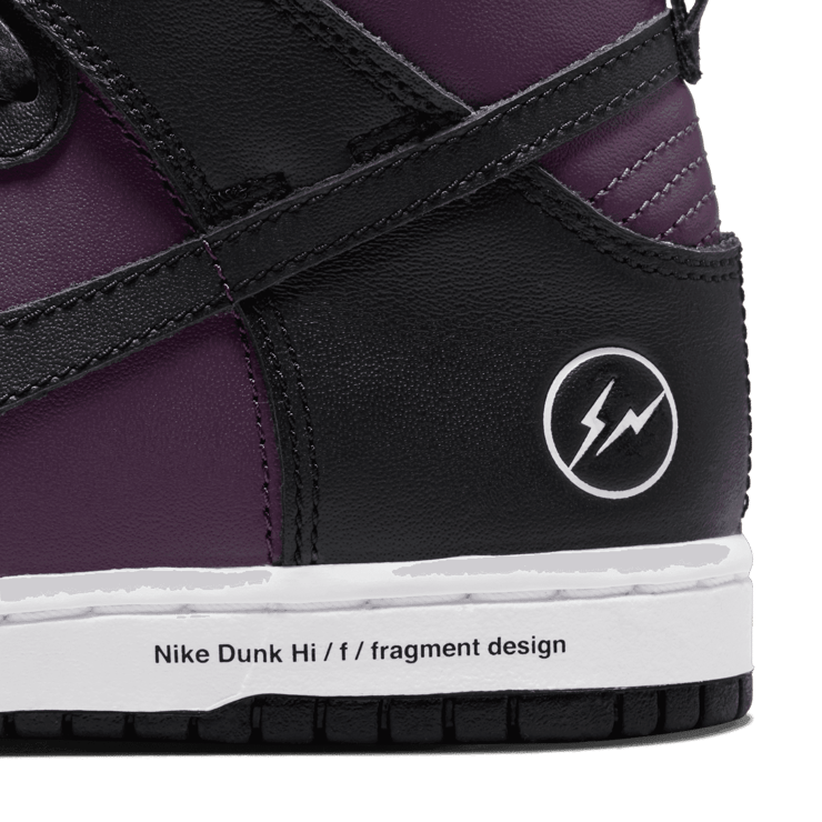 Nike Fragment Design x Dunk High 'Beijing' (PS) Angle 6