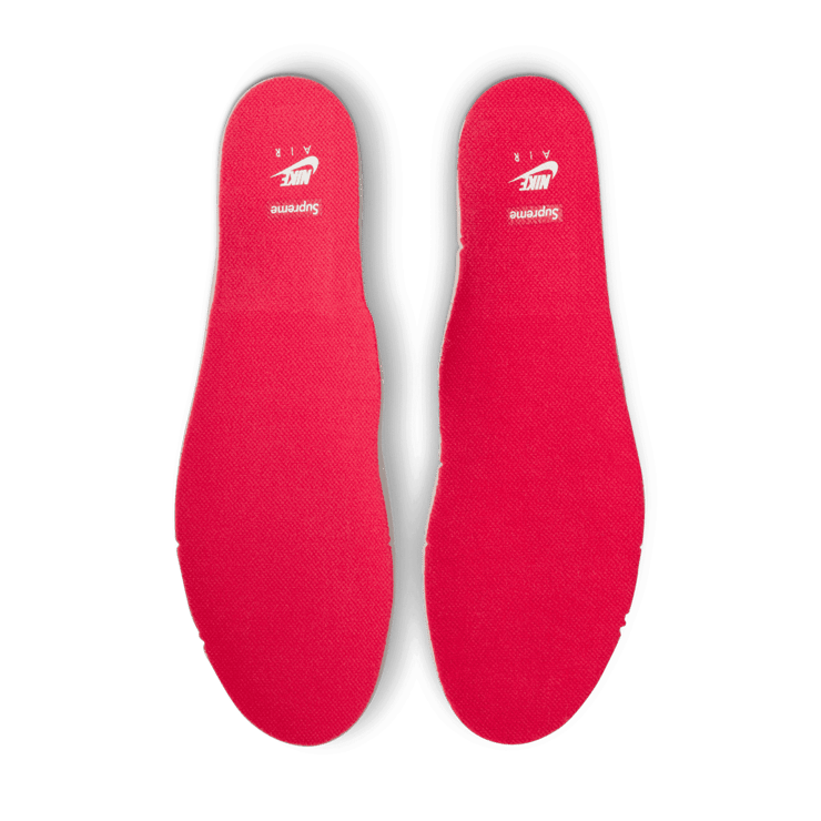 Nike Supreme x Air Max Plus TN 'University Red' Angle 8