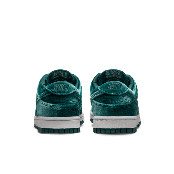 Nike Dunk Low Green Velvet (W) Angle 3