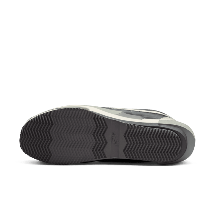 Nike Cortez Sacai Grey Angle 0