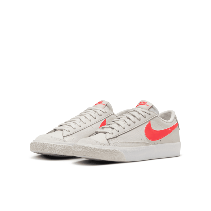 Nike Blazer Low '77 'Phantom Bright Crimson' (GS) Angle 3