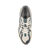 New Balance 1906R Metallic Teal New Spruce Angle 1